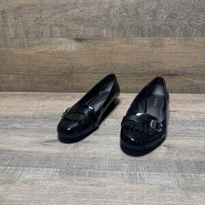 Liz Claiborne Black Patent Kitlie with Buckle Accent Slip On Shoe Women's Size 9